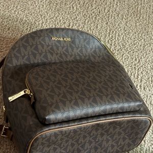 I am selling my Michael Kors backpack